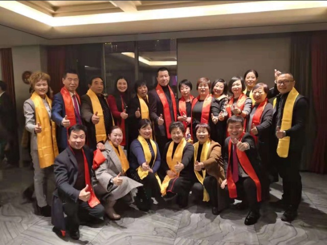 夜听：人和人相遇，是上天给的缘分！你信吗？亲爱的家人，你信吗